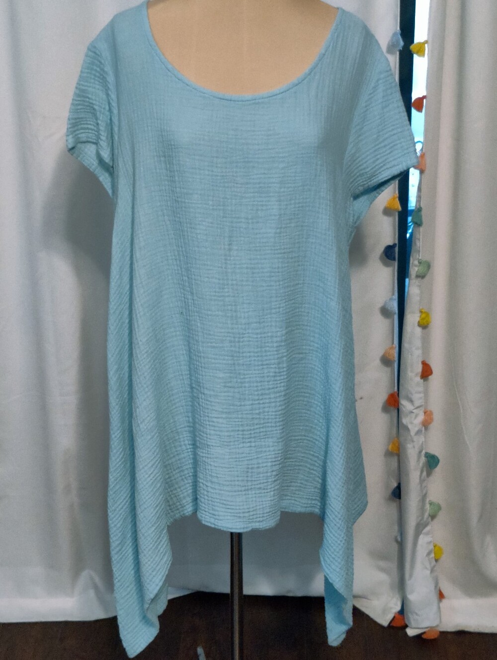 Bryn Walker Robins Egg Blue Crinkle Tee Shirt  Irregular Hemline M